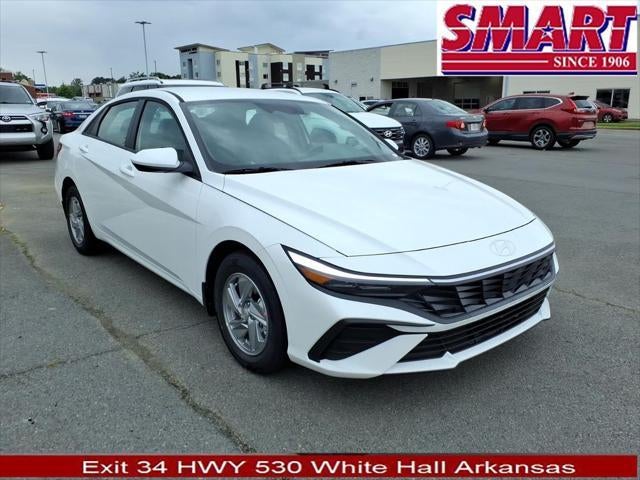 2026 Hyundai ELANTRA SE in Serenity White — front three-quarter view